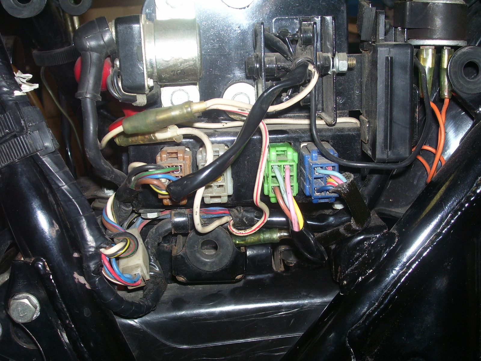 Strange Issue With Ignition Switch 78 KZ1000A - Page 2 ... kz1000 fuse diagram 