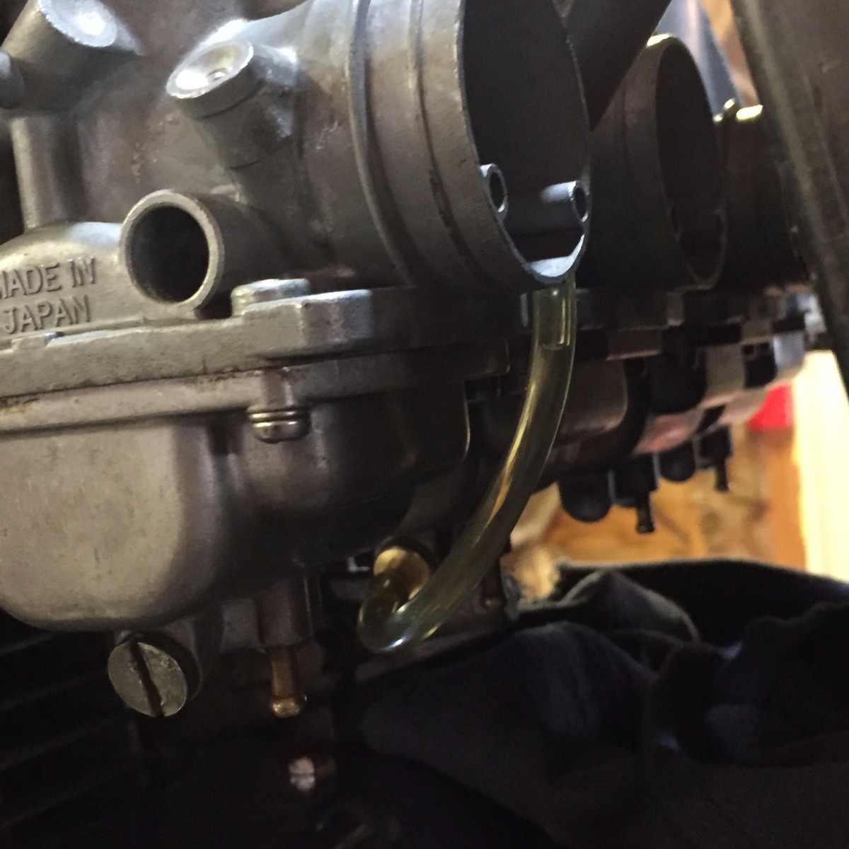 Carbs leaking from overflow tubes my solution KZRider Forum
